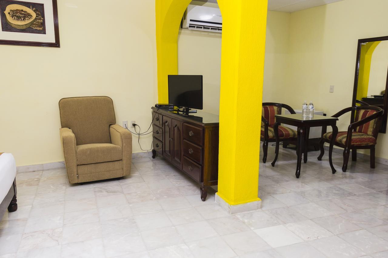 Hotel Madan Cardenas מראה חיצוני תמונה